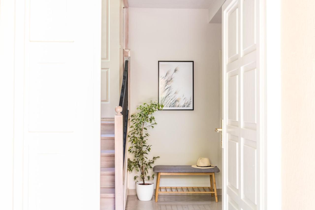 Villa 21 Boutique Rooms Balatonalmadi Bagian luar foto
