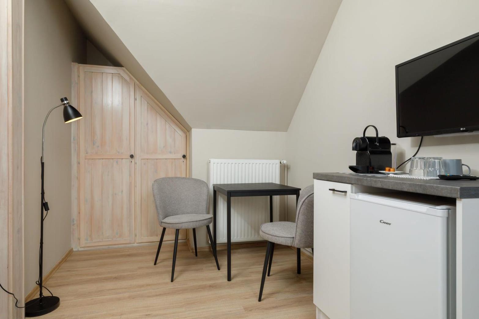 Villa 21 Boutique Rooms Balatonalmadi Bagian luar foto